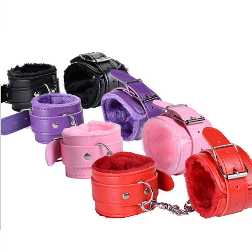 Bondage jouets bijoux exotiques nouveau PU fourrure mouchoir cheville poignets Sexy Fun accessoires sexe menottes jouets sexuels Furry lit flou
